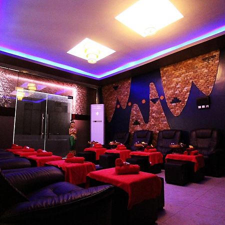 Perfect Hotel Mandalay Exterior foto